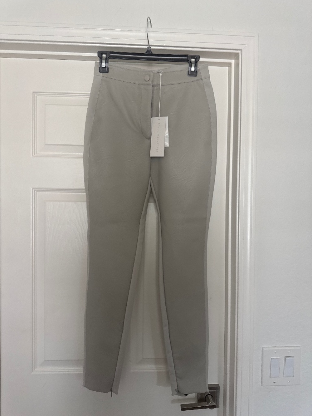 Stella McCartney designer clay/grey leather style pants- size 40- made in Italy